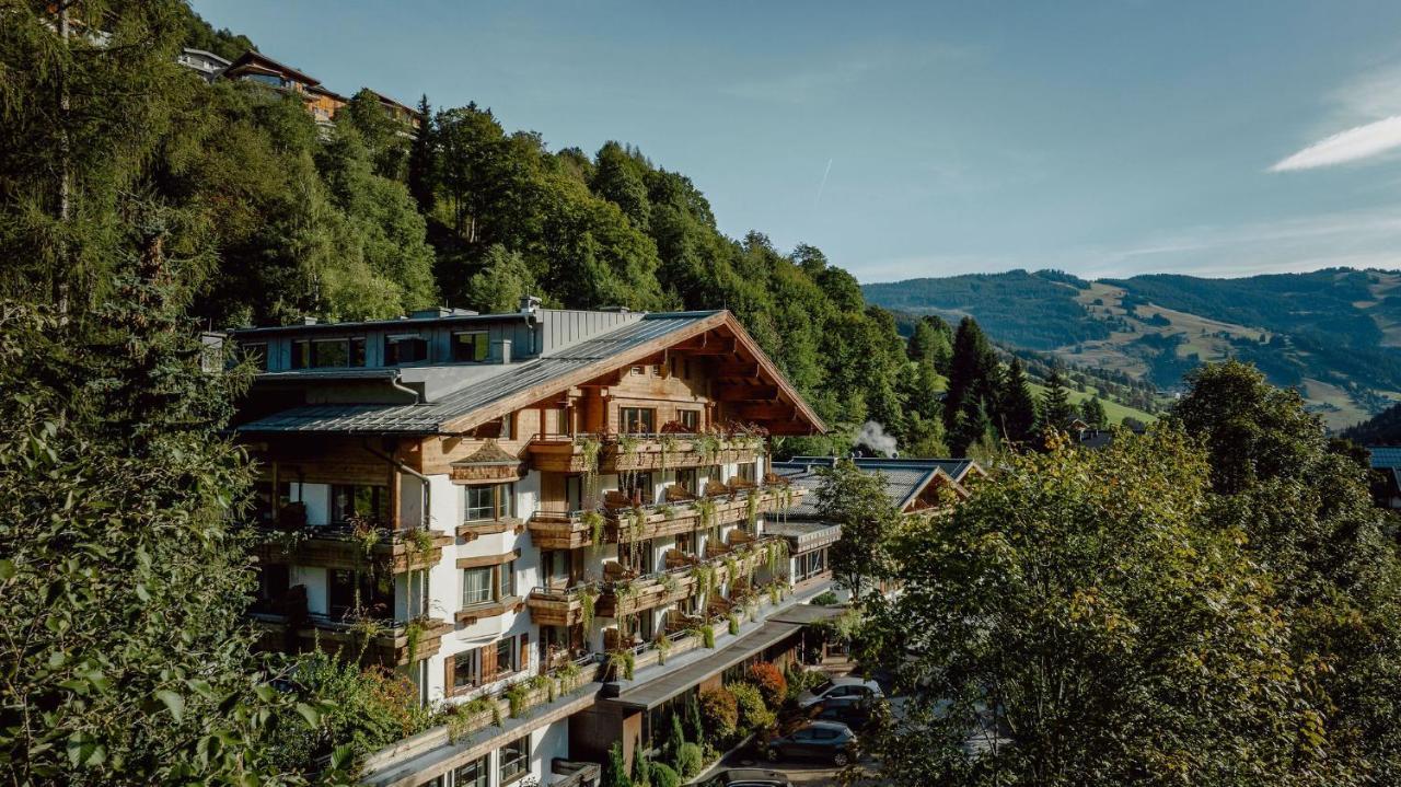 Familien Hotel Saalbach-Hinterglemm Exterior photo